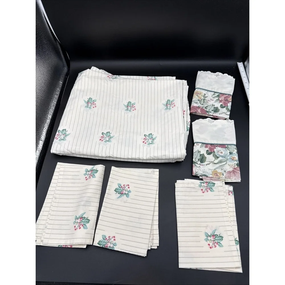 Vintage Tablecloth Repurposed From Twin Sheet, Napkins, Floral Roses